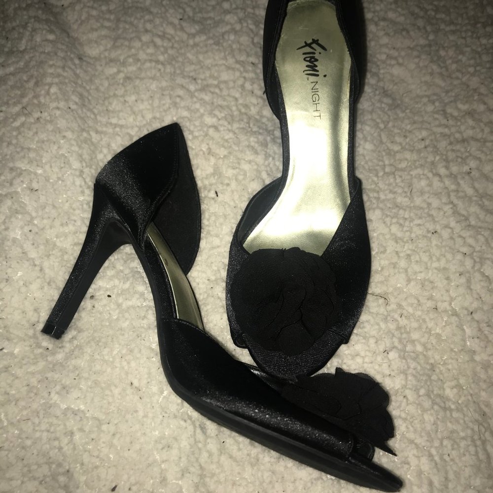 Open Toe Heels - Picture 2 of 2